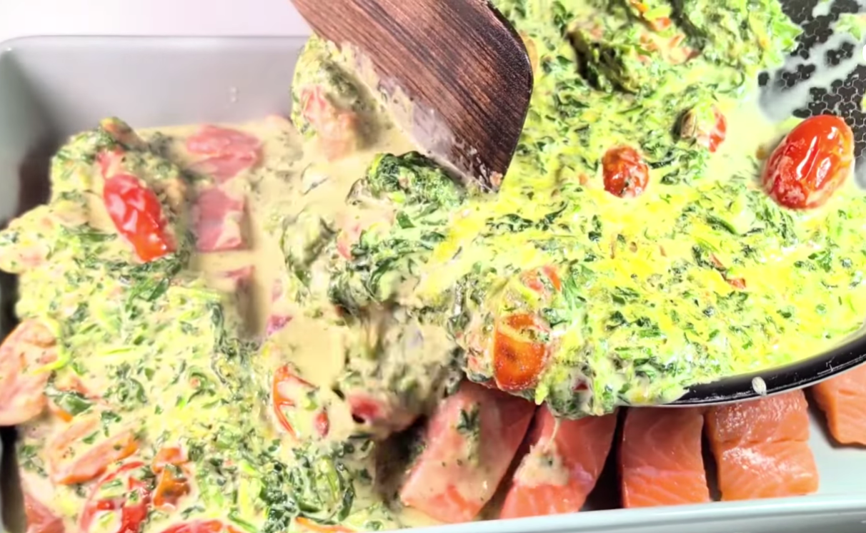 Рецепт лосося у найкращому вершковому соусі