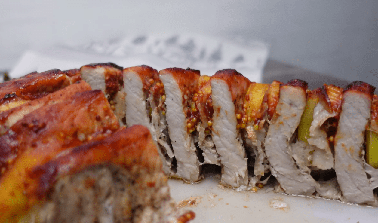 Рецепт святкової страви з м'яса та картоплі з незвичайним соусом