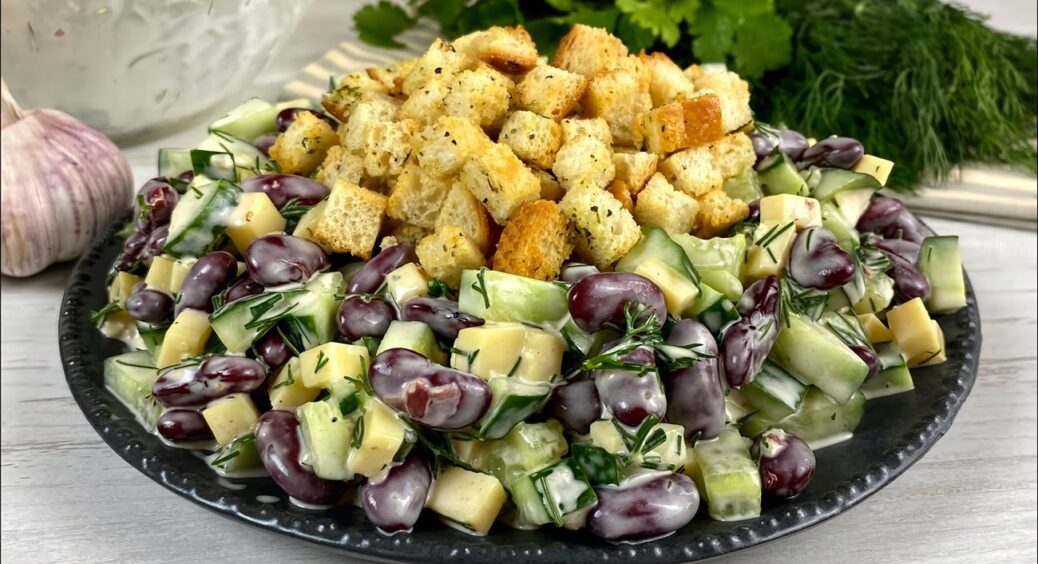 Багатий на залізо салат по-закарпатськи з 4 інгредієнтів: дуже смачно і дуже ситно 