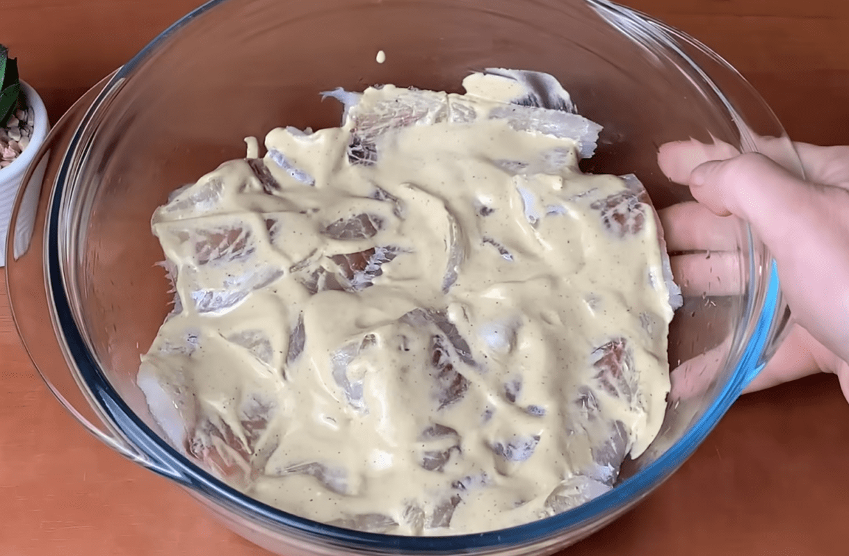 Рецепт смачної запеченої риби під гірчичним соусом