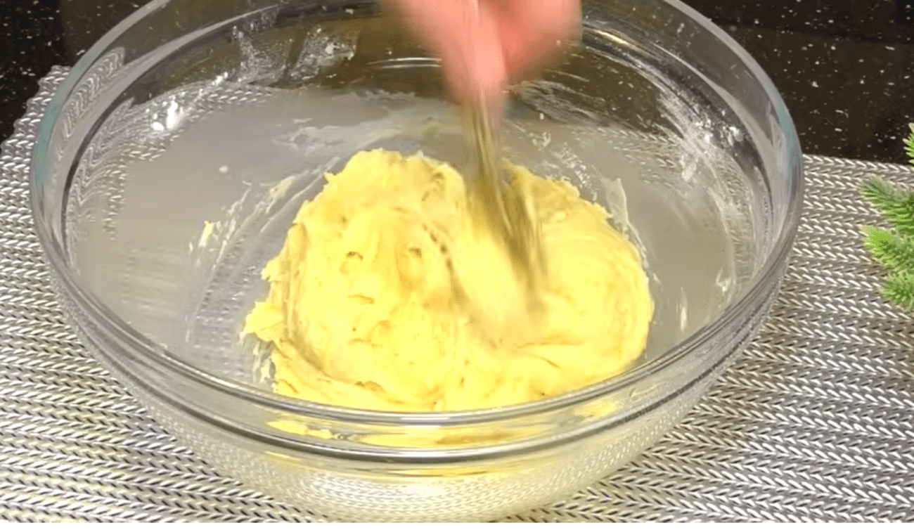 Рецепт смачного і ніжного лимонного печива за 10 хвилин