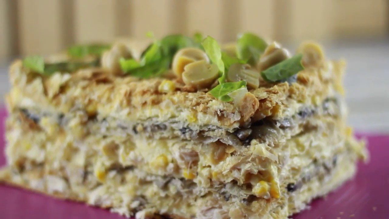 Рецепт закусочного торта з куркою та сиром