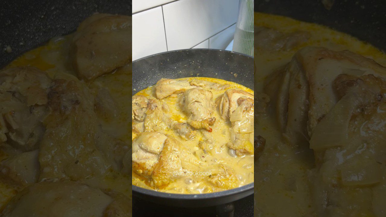 Як приготувати смачні курячі стегенця в духовці