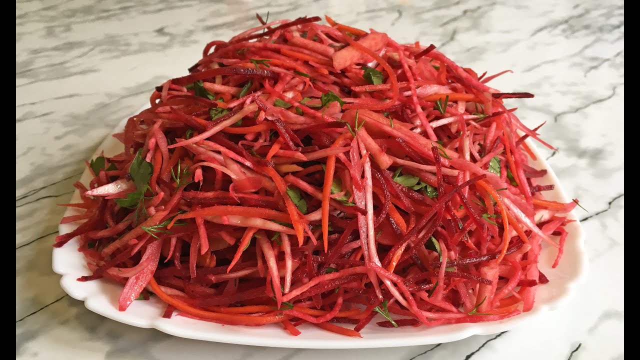 Рецепт дуже смачного і багатого на вітаміни салату з буряком