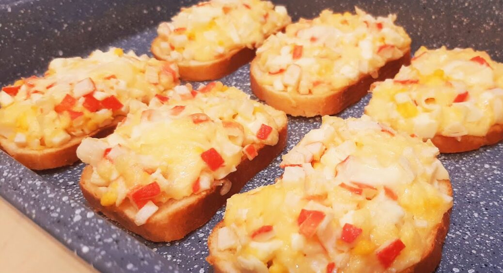 Язик можна проковтнути: тут і шпроти, і крабові палички – хітові бутерброди на всі випадки 