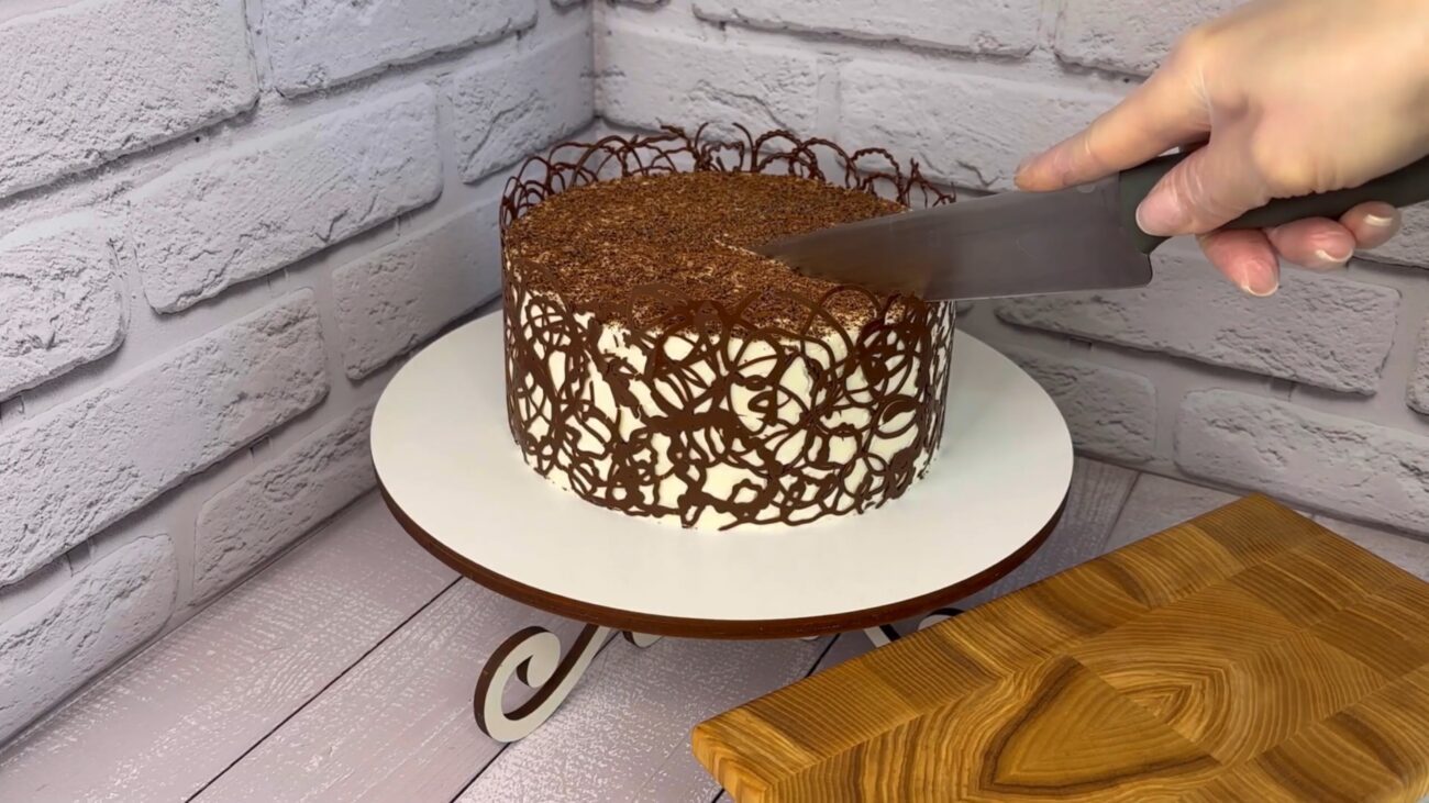 Кулінари поділились рецептом ніжного торта під назвою Дамські пальчики