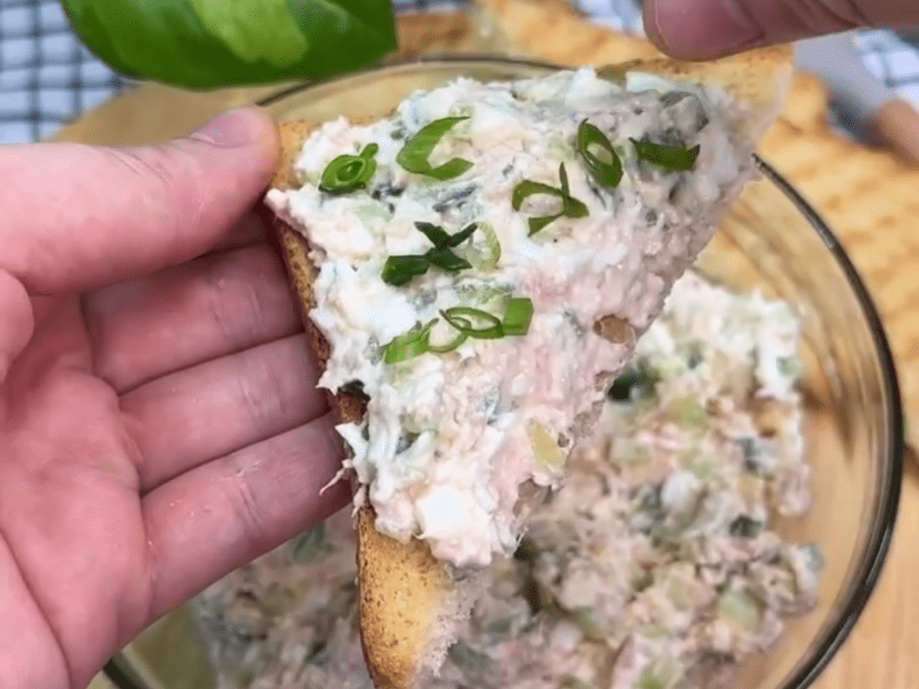 Кулінари поділились рецептом ніжної намазки з варених яєць на кожен день