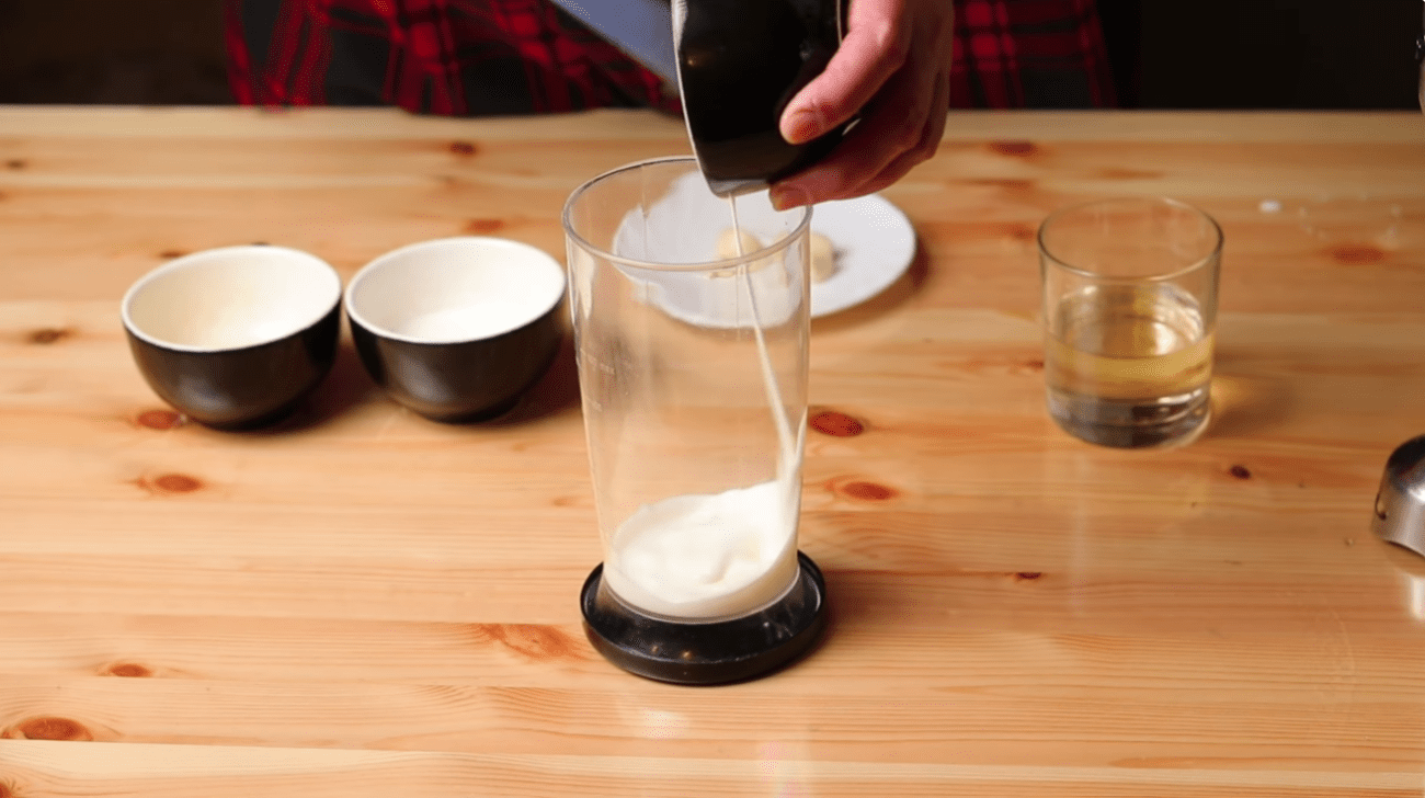 Кулінари назвали 4 домашні соуси, які виведуть ваші страви на новий рівень