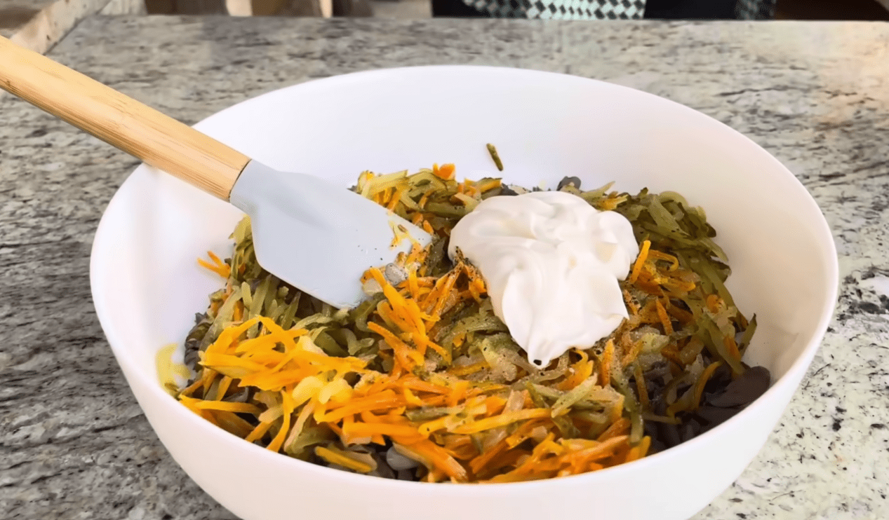 Рецепт смачного салату з курячих сердечок: багатий на вітамін B12