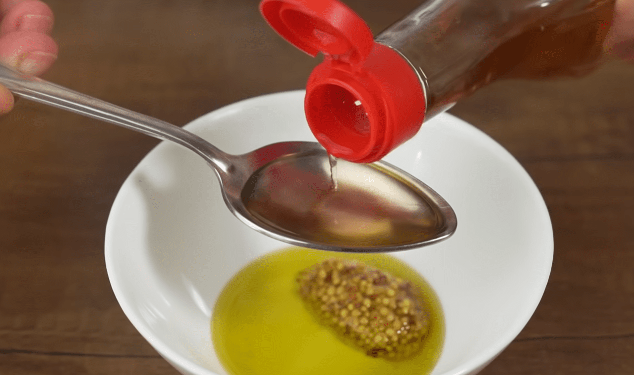 Рецепт смачного салату без цибулі: на сніданок чи вечерю