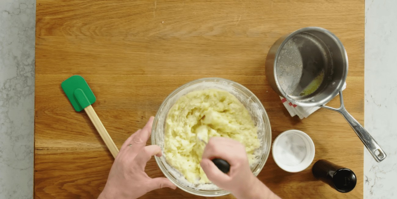 Кулінарі розповіли, як зробити картопляне пюре у 100 разів смачнішим та кориснішим