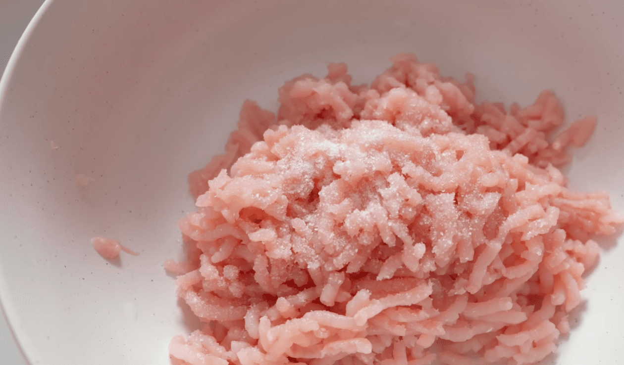 Рецепт піци без борошна на основі курячого філе: дуже смачно та корисно