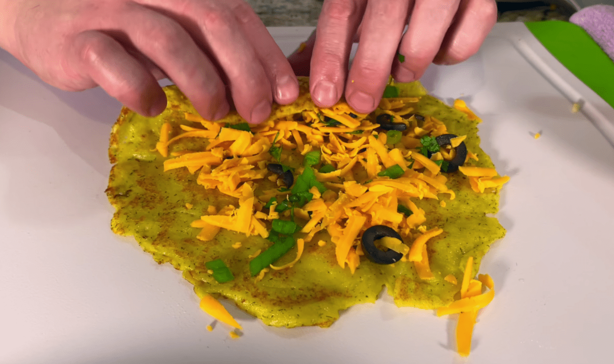 Кулінари розповіли, як зробити картопляні млинці тоншими та ніжнішими