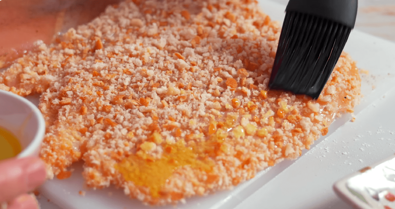 Рецепт соковитого курячого філе з соусом Цезар