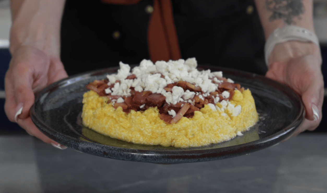 Кулінари дали найшвидший рецепт гуцульського Баноша з бринзою