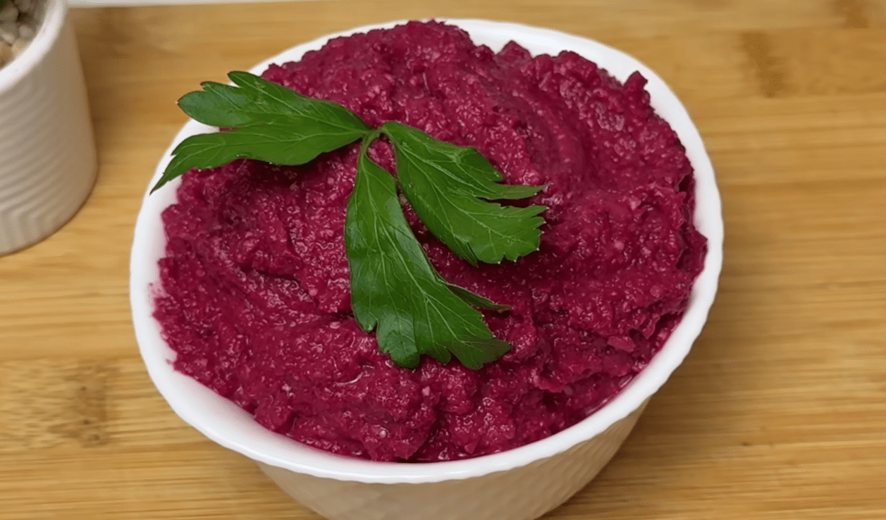 Рецепт смачної та незвичайної закуски з буряка та квасолі