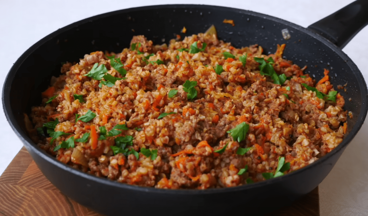 Що можна приготувати швидко для всієї сім'ї, поки є світло