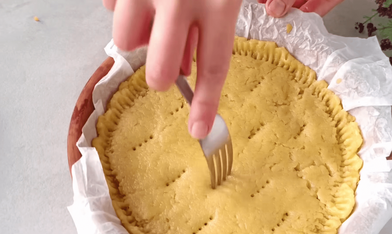 Рецепт найсмачнішого пирога з яблуками, який зовсім не схожий на Шарлотку