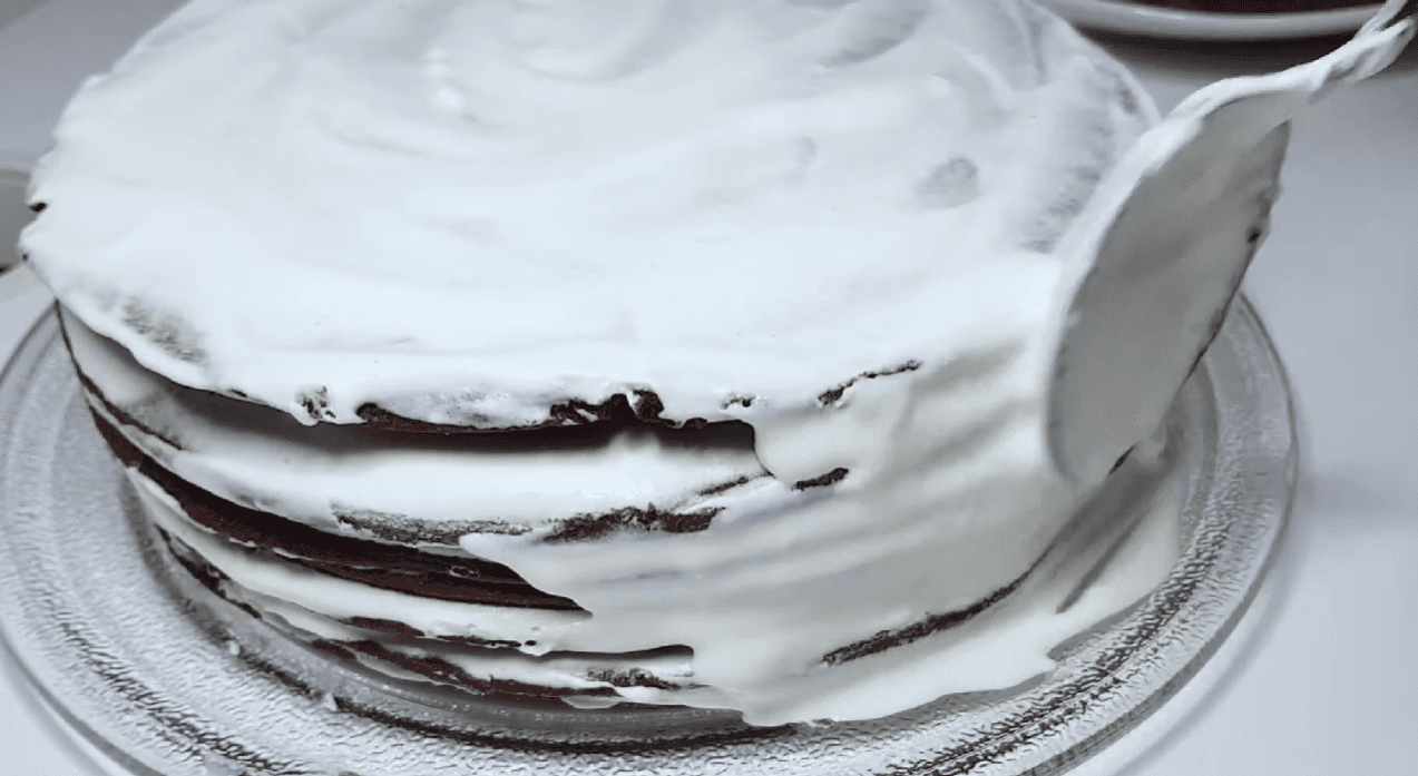 Рецепт знаменитого торта Спартак, який готується на сковороді