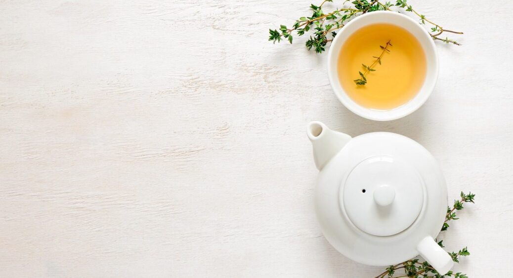 Секрет карпатських пастухів, щоб швидко зігрітися: 1 чашка такого чаю – і обігрівач не потрібен 