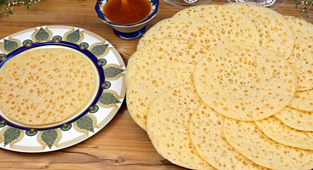 Напрочуд економно та дуже смачно: одеситки готують на сніданок лише ці млинці без борошна 