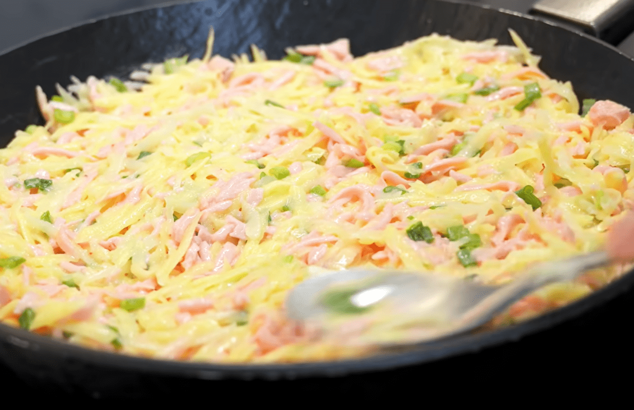 Кулінари розповіли, як приготувати смачну запіканку з картоплі і яєць