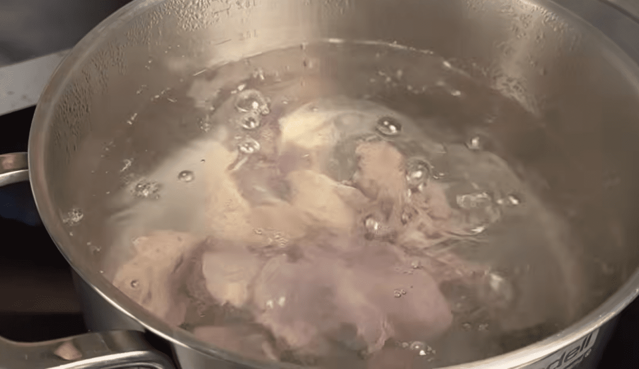 Рецепт смачного і багатого на залізо салату з печінкою