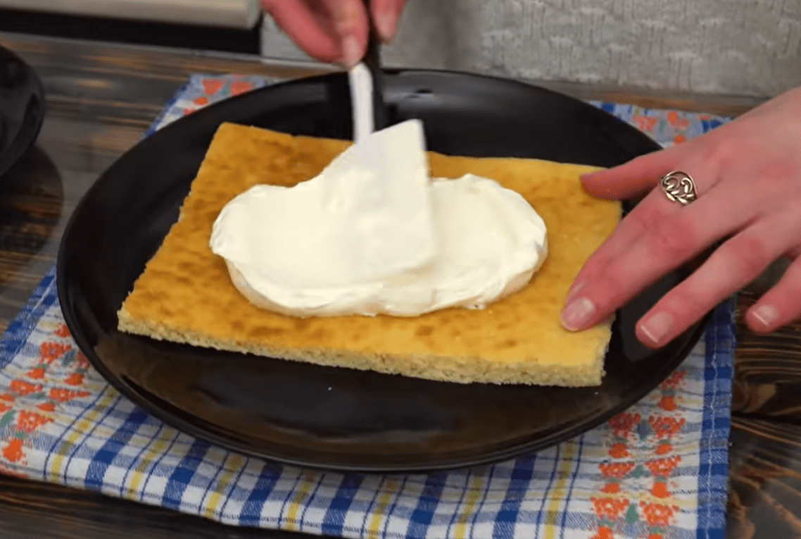 Рецепт смачного домашнього торта Молочна дівчинка за 30 хвилин