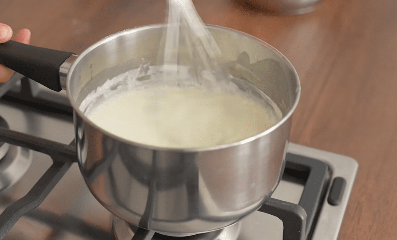 Експерти розповіли, як приготувати крем-сир в домашніх умовах 