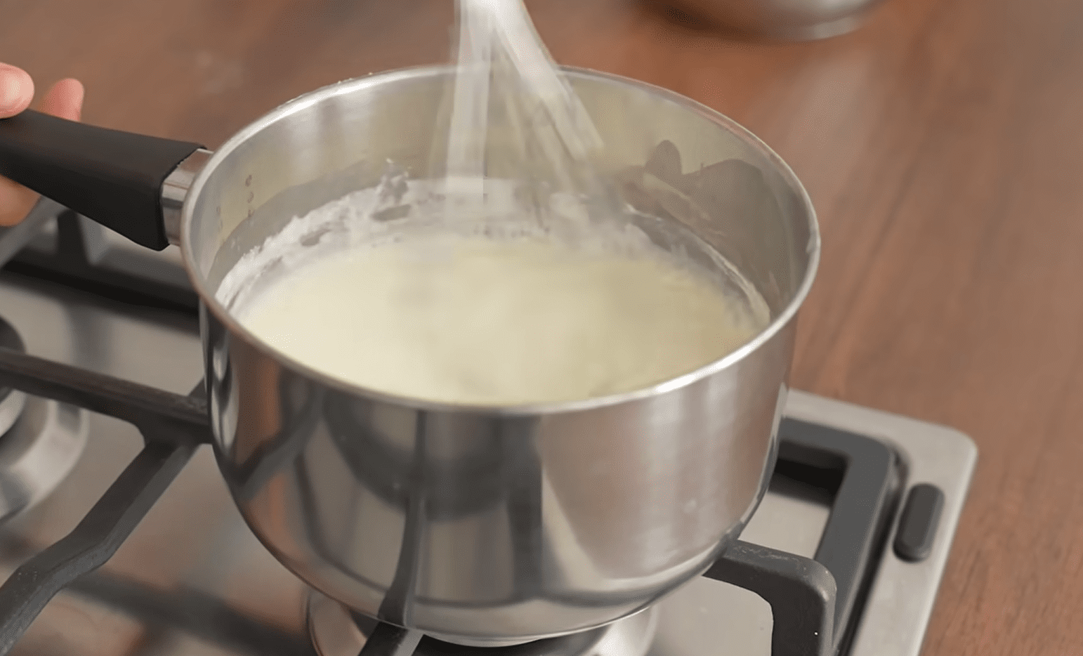 Експерти розповіли, як приготувати крем-сир в домашніх умовах