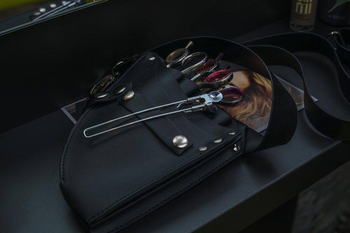 Астрологи назвали сприятливі дні для стрижки в лютому 2026