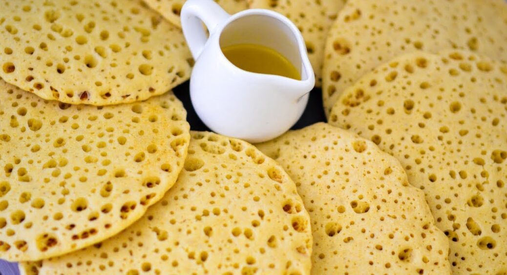 Без борошна і цукру: рецепт смачних і ажурних млинців за 20 хвилин – привезла його з Марокко 