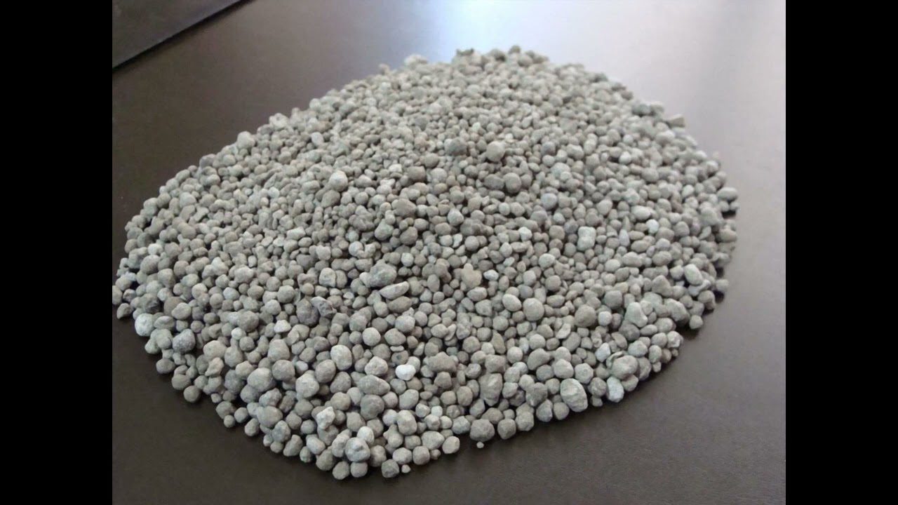 Які добрива розсипати по снігу у лютому 2026