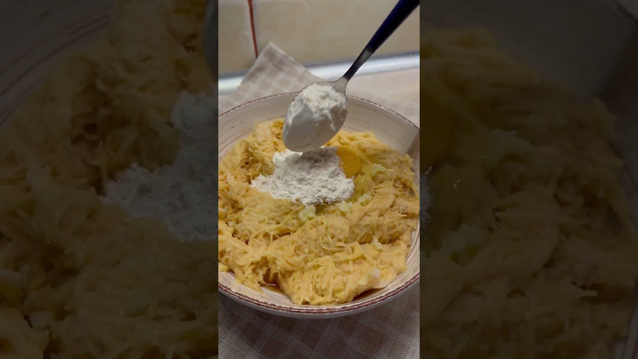 Господиня розповіла, навіщо в деруни додавати кукурудзяний крохмаль