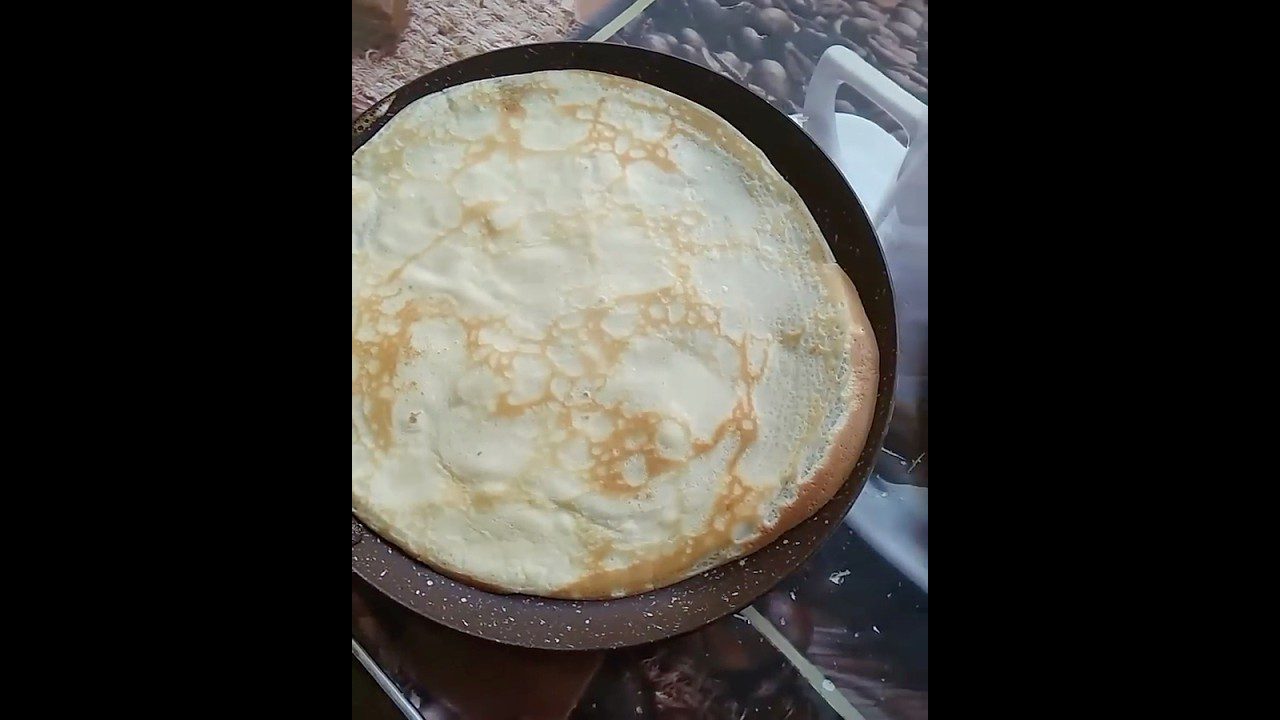 Рецепт десертних млинців Бите Скло