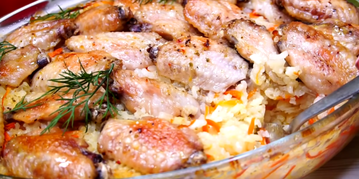 Кулінари розповіли, що можна приготувати з курячих крилець та рису