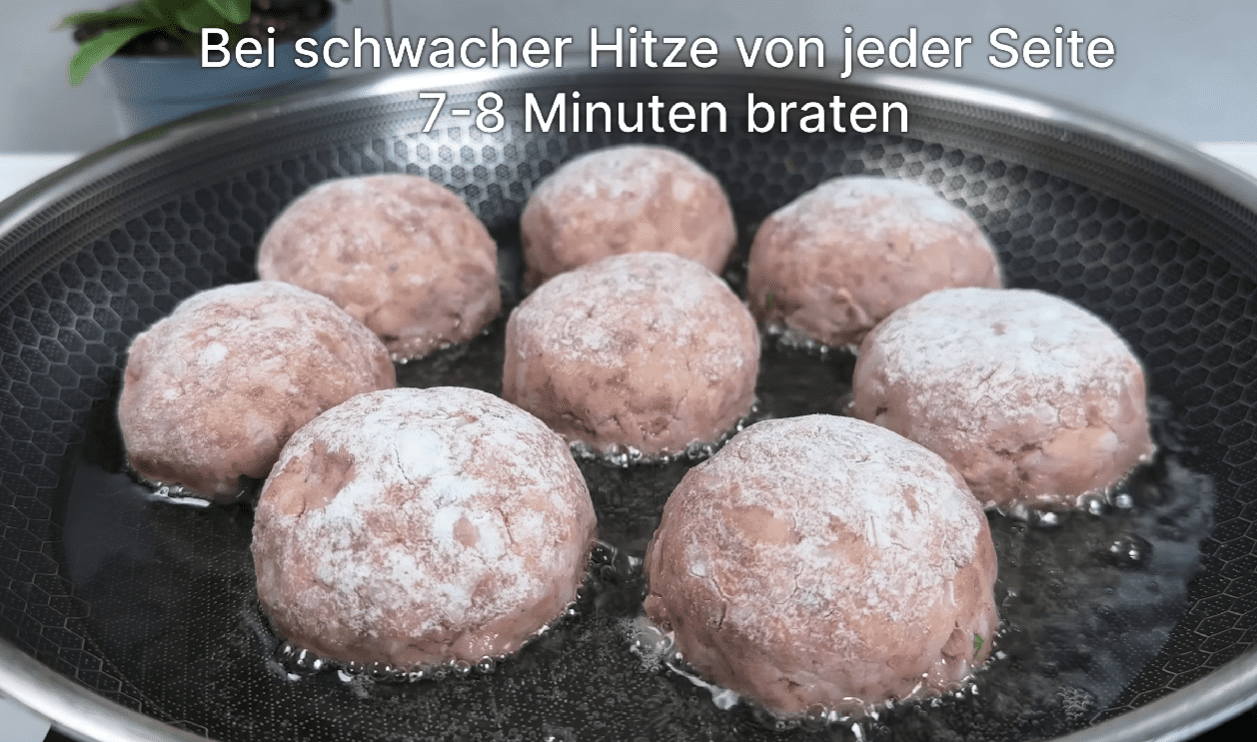 Рецепт котлет з незвичайною начинкою, яка повністю змінює їх смак