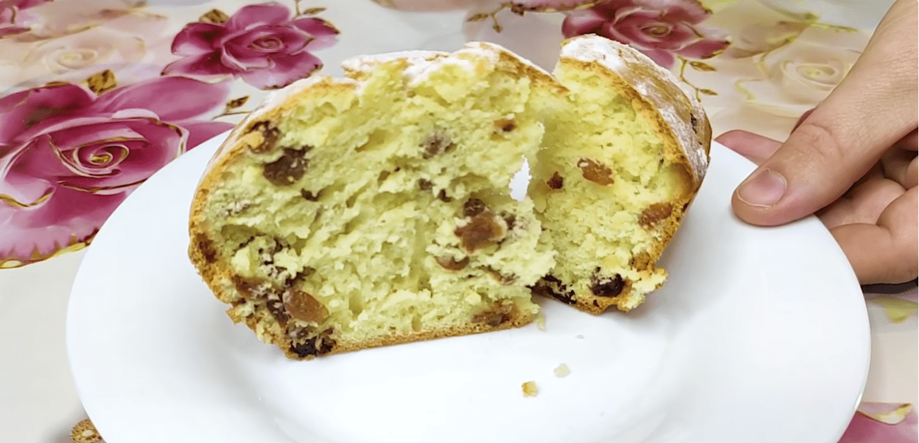 Рецепт пишного кексу на кефірі, який замішується без міксера