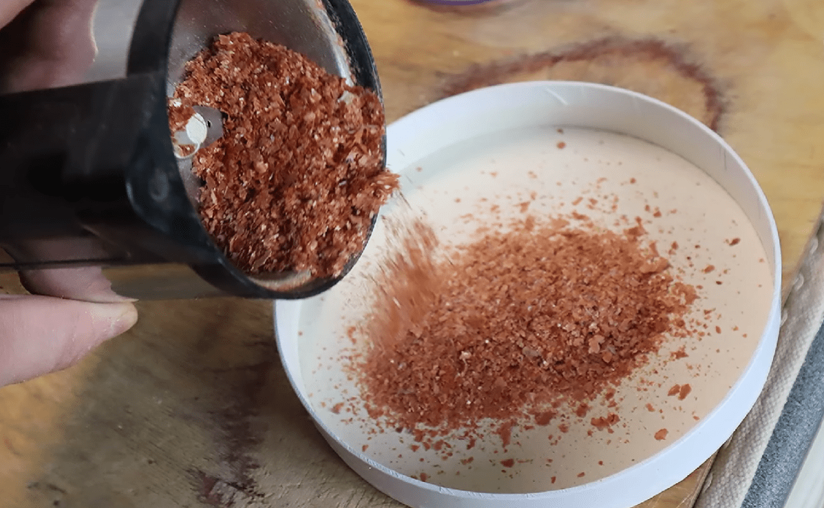 Городники розповіли, як безкоштовно поліпшити ґрунт і захистити розсаду