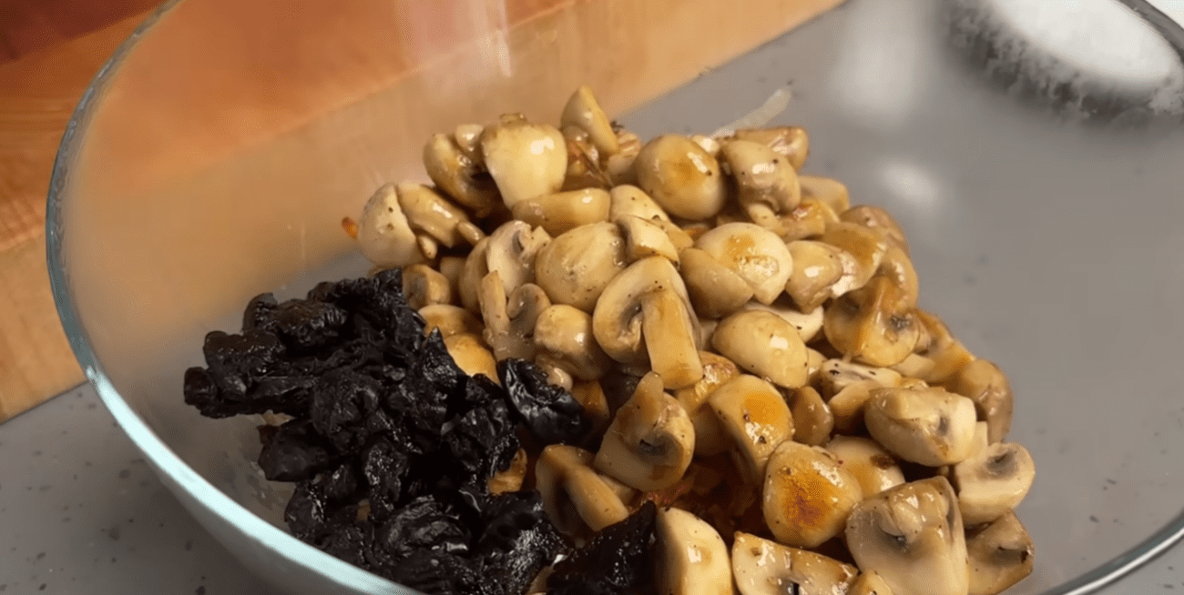 Рецепт ситного та дуже смачного салату без риби і без мʼяса