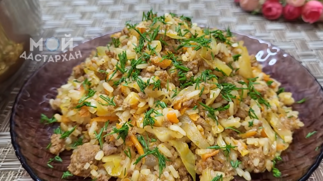 Кулінари розповіли, що приготувати з фаршу та капусти замість голубців