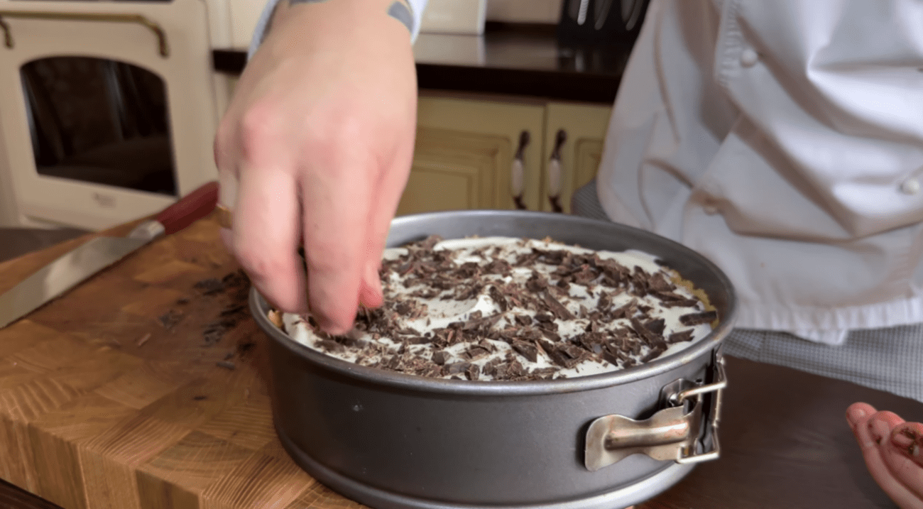 Рецепт торта, який можна приготувати без світла із доступних продуктів