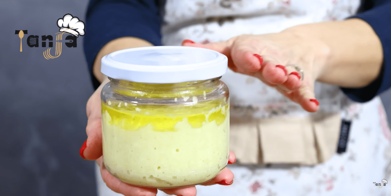 Кулінари розповіли, як приготувати смачну пасту з цибулі та часнику