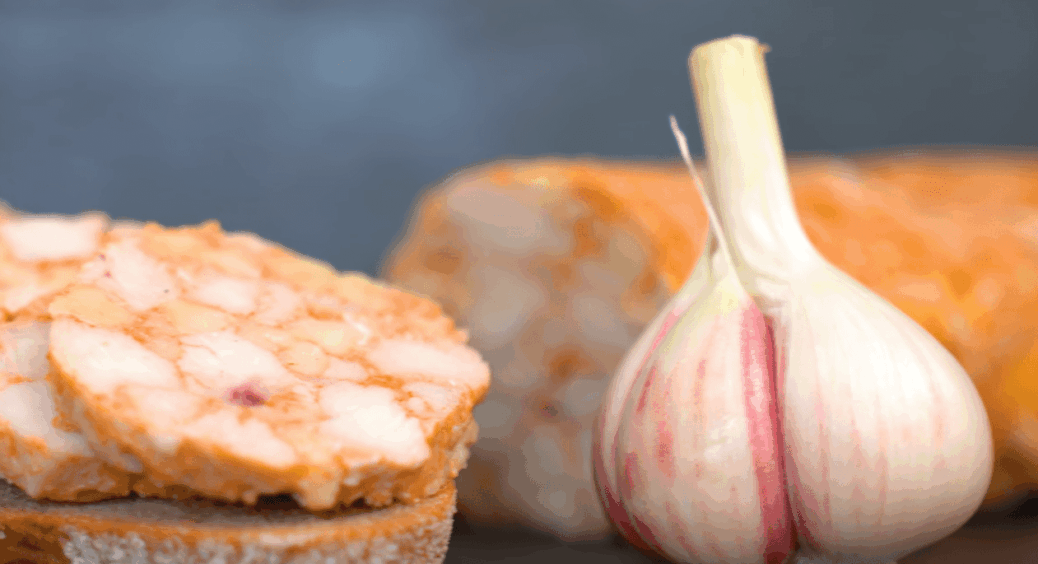 Замість ковбаси на бутерброді! Як смачно приготувати куряче філе – на мільйон “лайків” 