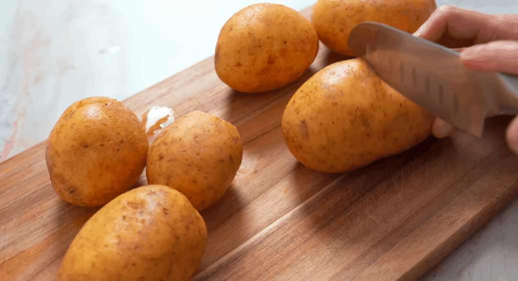 Щоб жоден вітамін не зник: як правильно готувати картоплю для максимальної користі 