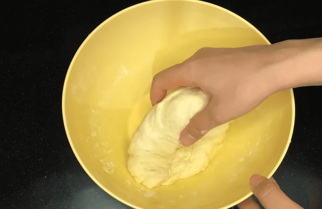 Рецепт домашнього хліба на сковороді без дріжджів та соди