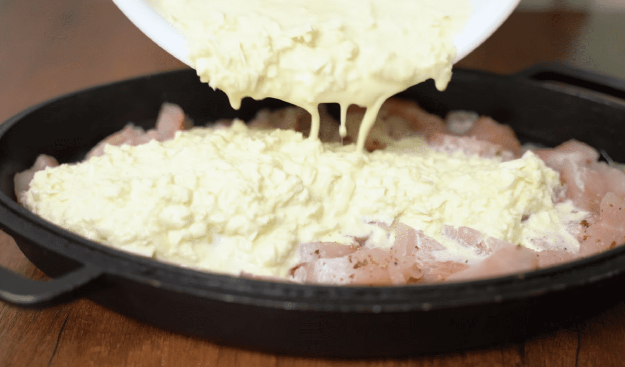 Цікавий рецепт запеченого минтая, який стрімко набирає популярності 