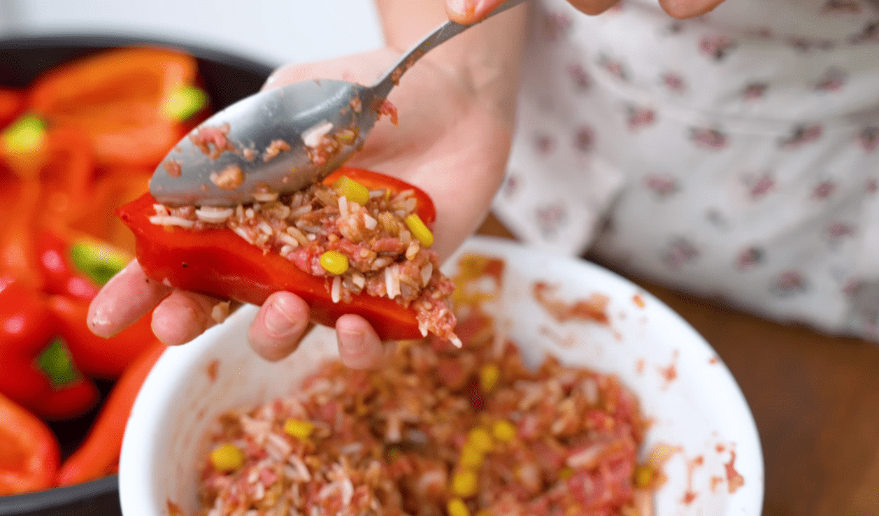 Кулінари розповіли, які страви можна довго зберігати у морозилці