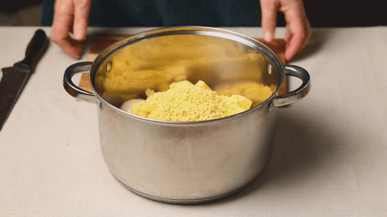 Кулінари відновили старий рецепт справжньої козацької каші із давньої книги