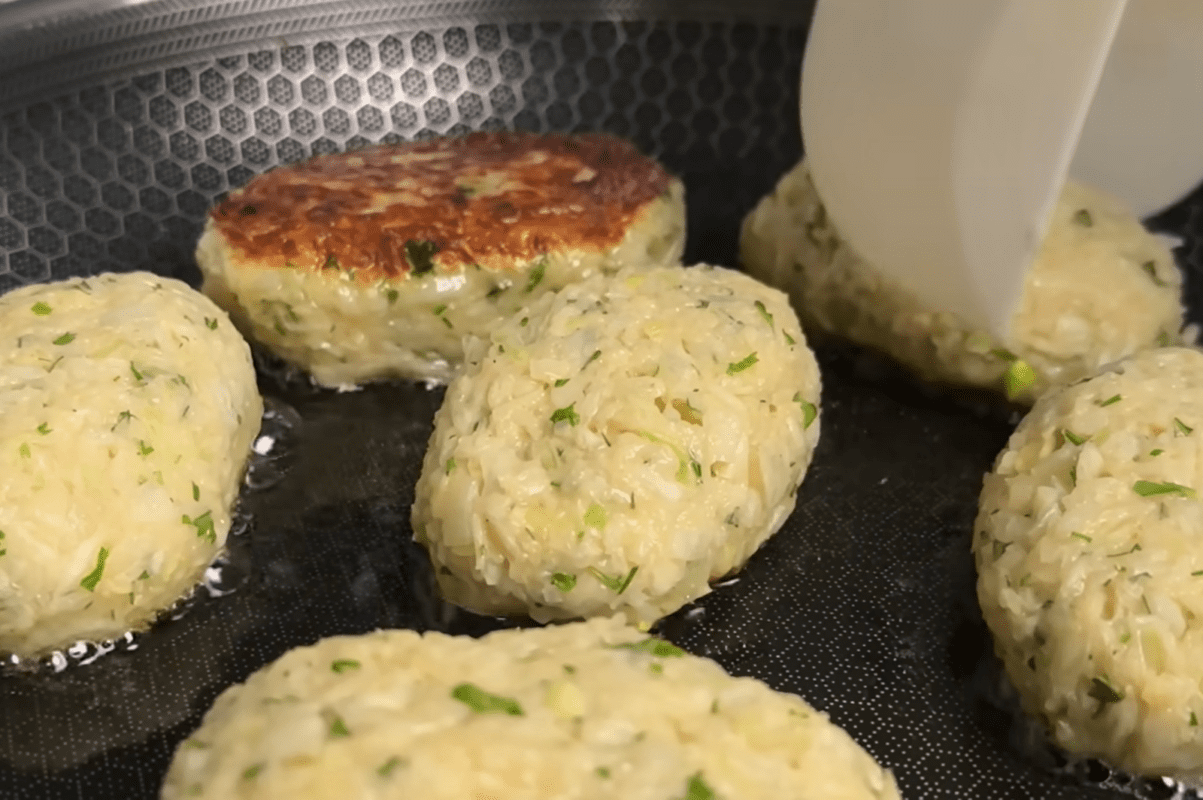 Кулінари розповіли, як приготувати смачні котлети без м'яса